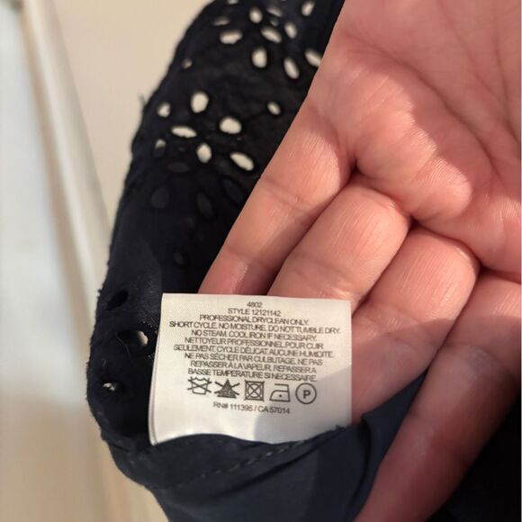 Tory Burch navy blue Liam eyelet sleeve button down top size 10 - Picture 11 of 11